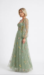 FIORELLA – Vestido Primaveral de Tul