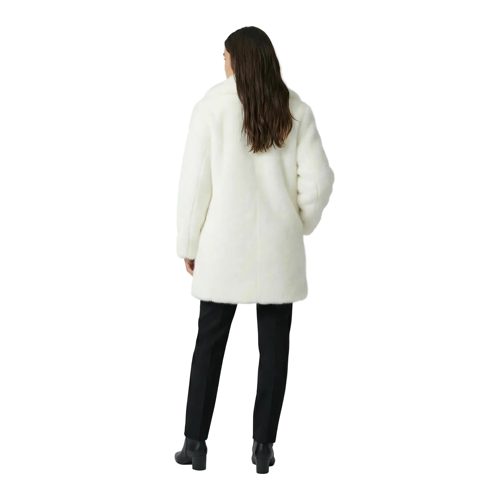 Mikaela - Abrigo Fuzzy