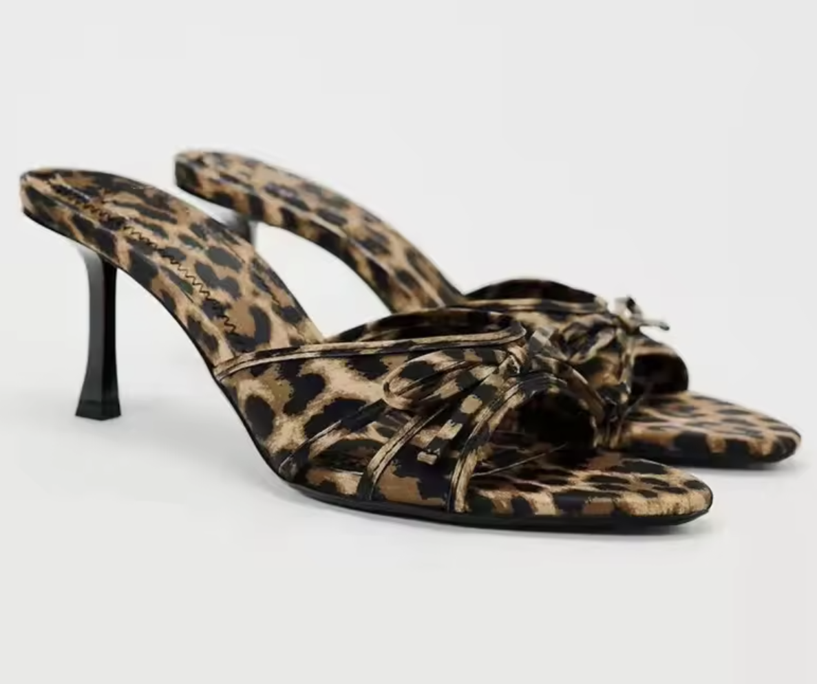 PREDATORE – Sandalias Leopardo