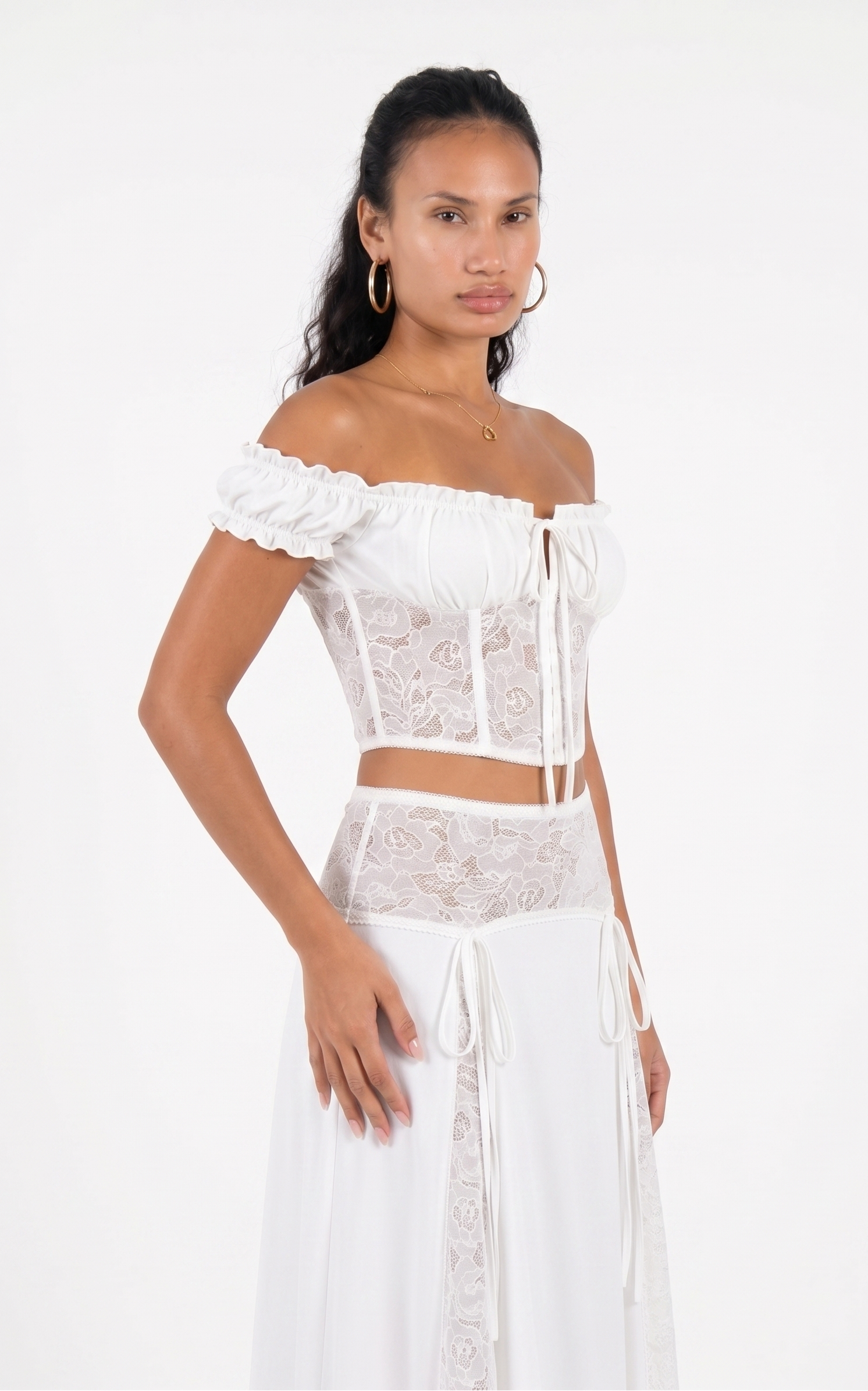 SENA - Conjunto de Encaje Elegante