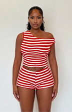 VALENTINA - Top Asimétrico y Shorts a Rayas